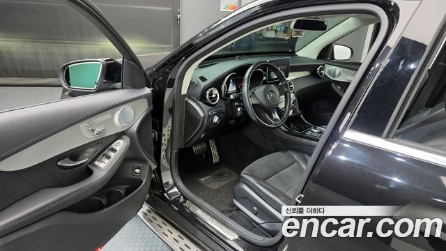 Mercedes-Benz GLC-Class (X253) GLC300 4MATIC AMG Line 2019 — фото 10