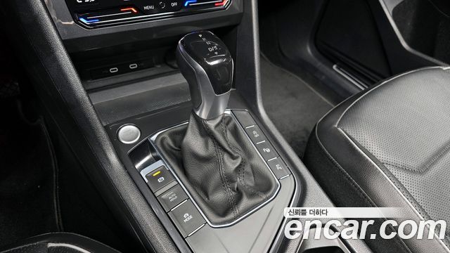 Volkswagen Tiguan Allspace 2.0 TSI Prestige 2022 — фото 9