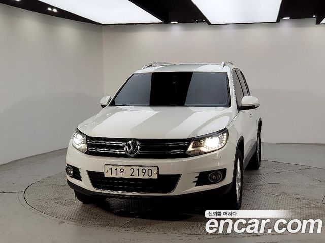 Volkswagen Tiguan 2.0 TDI Comfort 5N 2015 — фото 2