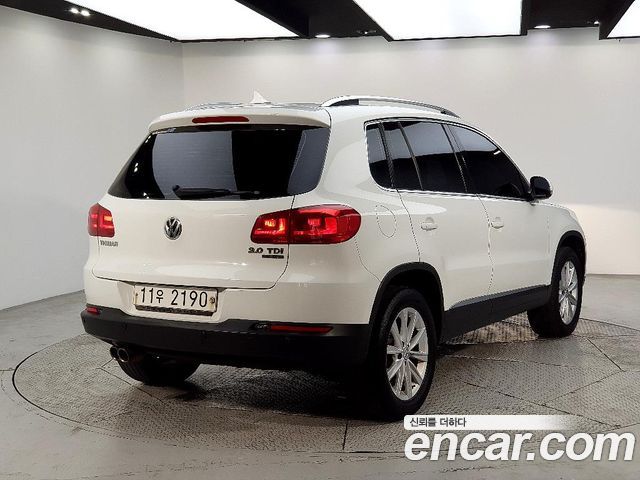 Volkswagen Tiguan 2.0 TDI Comfort 5N 2015 — фото 4