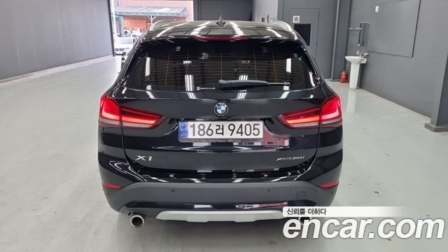 BMW X1 (F48) xDrive 20i xLine 2021 — фото 4