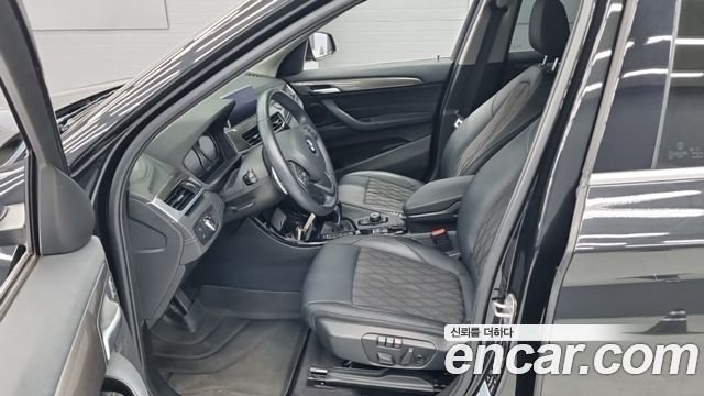 BMW X1 (F48) xDrive 20i xLine 2021 — фото 7
