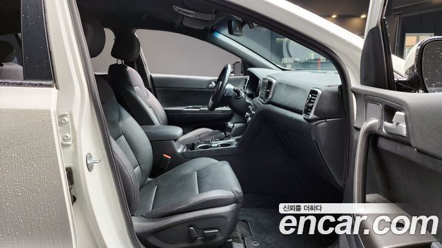 Kia Sportage The Bold Diesel 2.0 2WD Prestige 2021 — фото 10