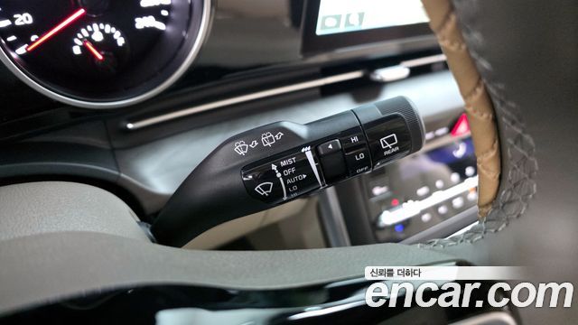Kia Carnival (IV) Diesel 9-Seater Prestige 2022 — фото 18