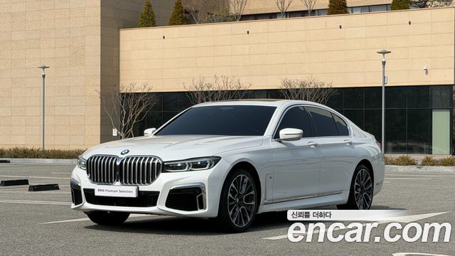 BMW 7 Series (G11) 740d xDrive M Sport