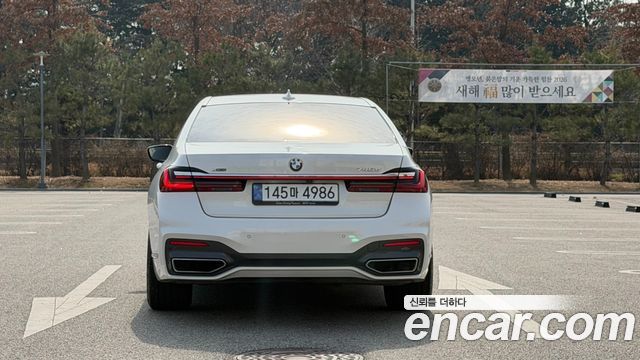 BMW 7 Series (G11) 740d xDrive M Sport 2021 — фото 4