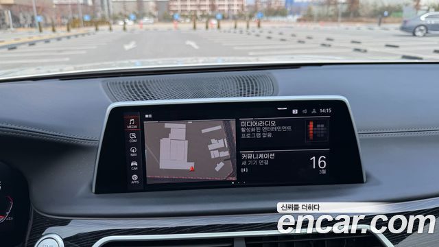 BMW 7 Series (G11) 740d xDrive M Sport 2021 — фото 22