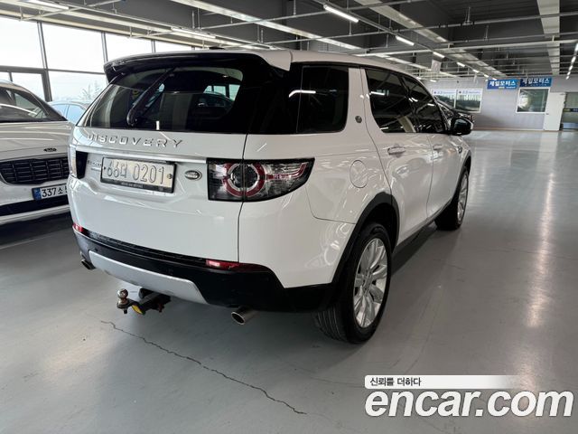 Land Rover Discovery Sport 2.0 TD4 HSE Luxury 2016 — фото 3