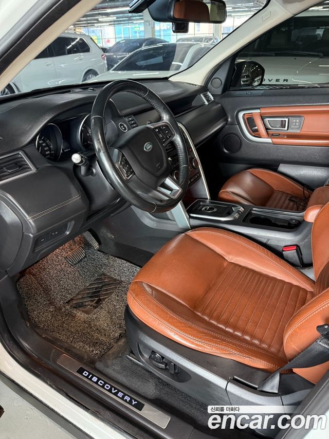 Land Rover Discovery Sport 2.0 TD4 HSE Luxury 2016 — фото 7