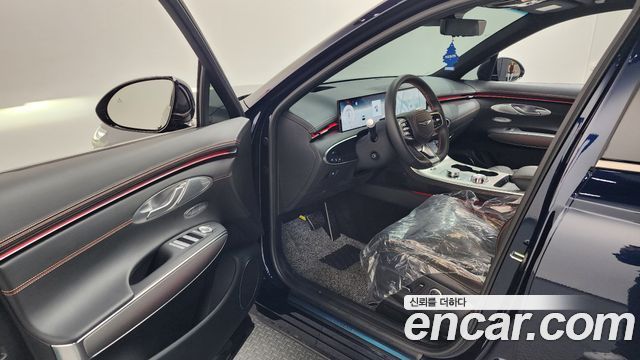 Genesis GV70 2.5T Gasoline AWD 2025 — фото 10