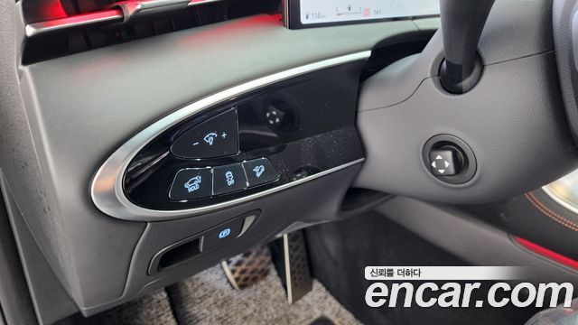 Genesis GV70 2.5T Gasoline AWD 2025 — фото 14
