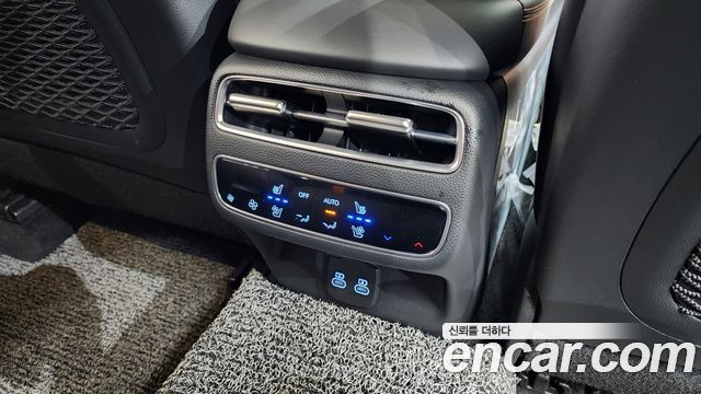 Genesis GV70 2.5T Gasoline AWD 2025 — фото 18