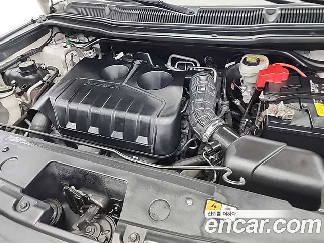 Ford Explorer 2.3 Limited 4WD 5th 2018 — фото 5