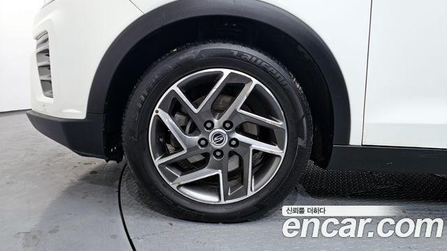 KG Mobility (SsangYong) Very New Tivoli Gasoline 1.5 2WD V3 2022 — фото 5