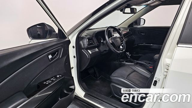KG Mobility (SsangYong) Very New Tivoli Gasoline 1.5 2WD V3 2022 — фото 11