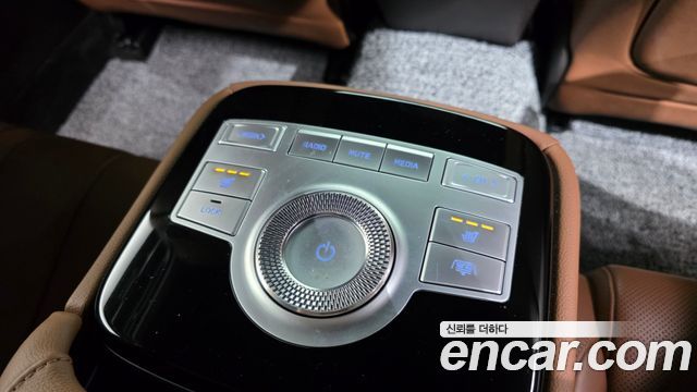 Genesis G80 (RG3) Gasoline 2.5 Turbo 2WD 2022 — фото 19