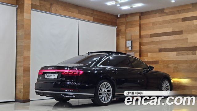 Audi A8 (D5) 55 TFSI Quattro LWB 2020 — фото 2