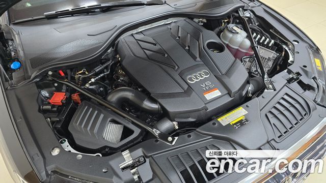 Audi A8 (D5) 55 TFSI Quattro LWB 2020 — фото 7