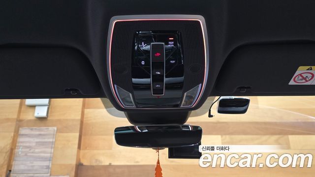 Audi A8 (D5) 55 TFSI Quattro LWB 2020 — фото 23