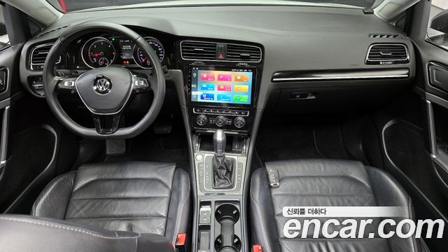 Volkswagen Golf (VII) 2.0 TDI Premium 2016 — фото 7