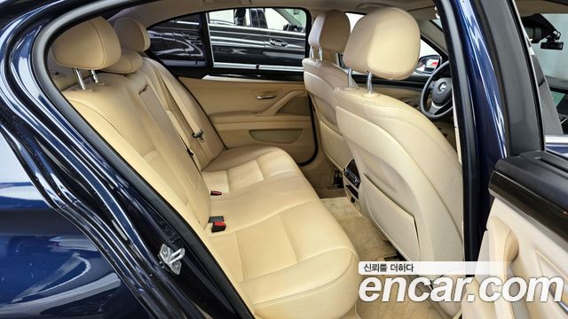 BMW 5 Series (F10) 528i xDrive Luxury 2014 — фото 16