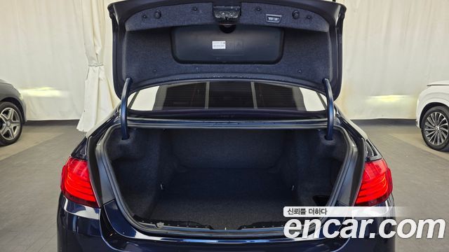 BMW 5 Series (F10) 528i xDrive Luxury 2014 — фото 24