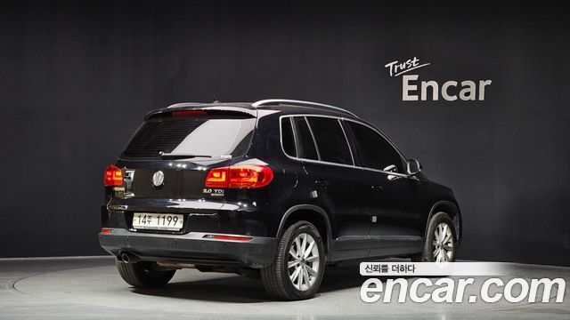 Volkswagen Tiguan 2.0 TDI Comfort 5N 2015 — фото 2