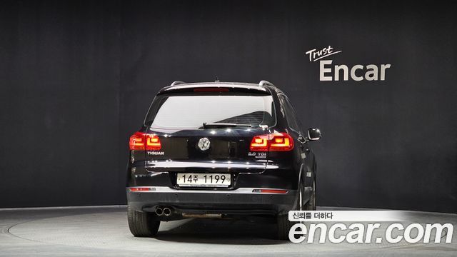 Volkswagen Tiguan 2.0 TDI Comfort 5N 2015 — фото 4