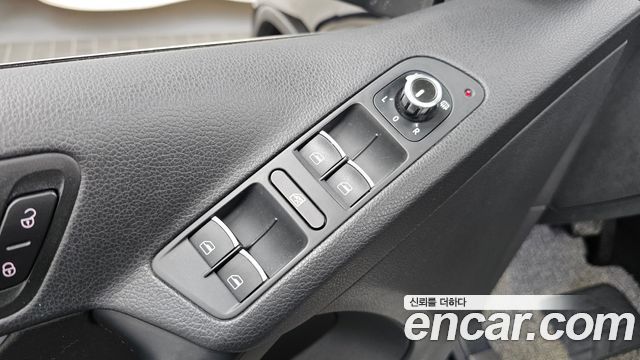 Volkswagen Tiguan 2.0 TDI Comfort 5N 2015 — фото 19
