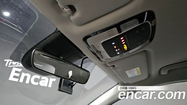 Hyundai Santa Fe Diesel 2.2 2WD Premium Choice 2021 — фото 16