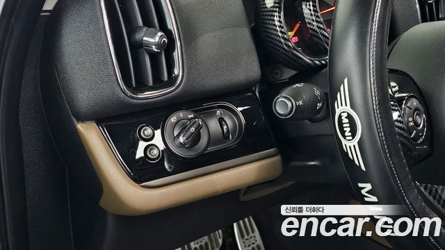 MINI Cooper D Countryman ALL4 HIGH 2nd 2018 — фото 20