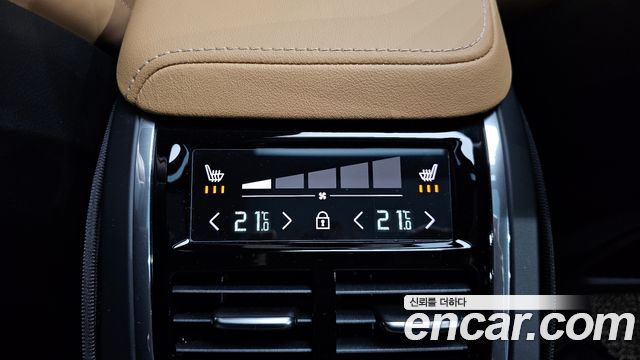 Volvo S60 (III) B5 Ultimate Bright 2024 — фото 20