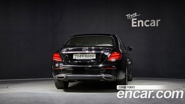 Mercedes-Benz E-Class (W213) E450 4MATIC Exclusive 2020 — фото 4