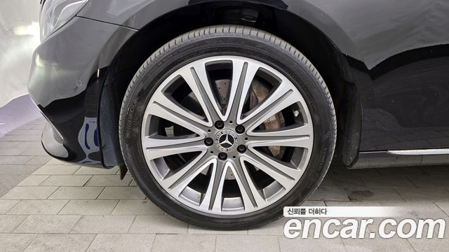 Mercedes-Benz E-Class (W213) E450 4MATIC Exclusive 2020 — фото 5