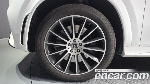 Mercedes-Benz GLE-Class (W167) GLE400d 4MATIC Coupe 2022 — фото 5