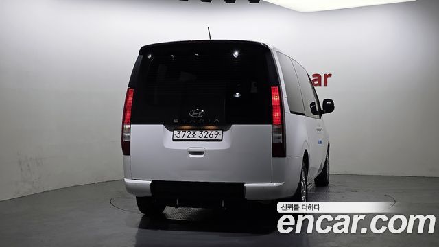 Hyundai Staria disability support car 2022 — фото 4