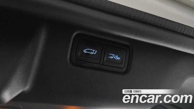 Hyundai Staria disability support car 2022 — фото 20