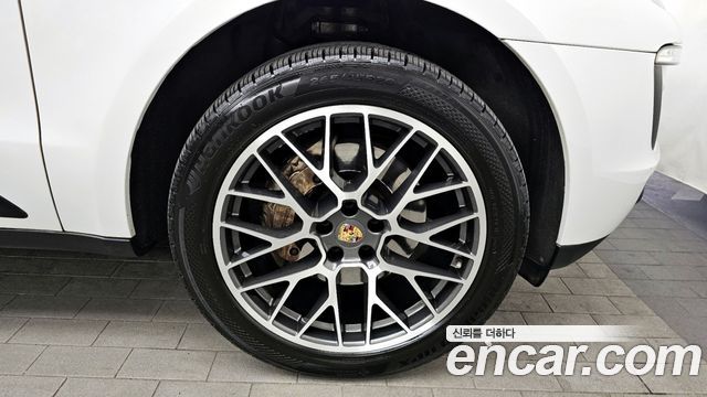 Porsche Macan 3.0 S Diesel 95B 2017 — фото 5