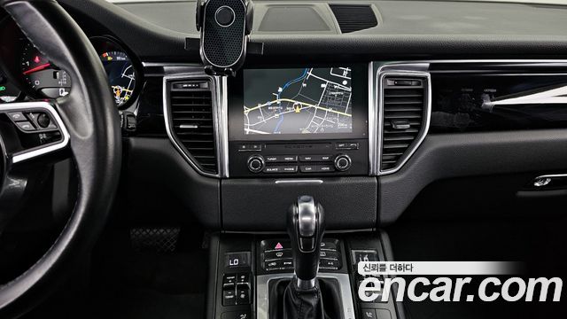 Porsche Macan 3.0 S Diesel 95B 2017 — фото 18