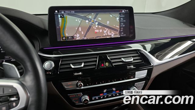 BMW 6 Series GT (G32) 640i xDrive M Sport 2023 — фото 18