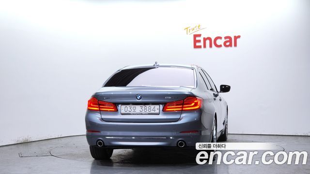 BMW 5 Series (G30) 520d xDrive Luxury Plus 2018 — фото 4