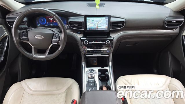 Ford Explorer (VI) 3.0 Platinum 4WD 2022 — фото 7