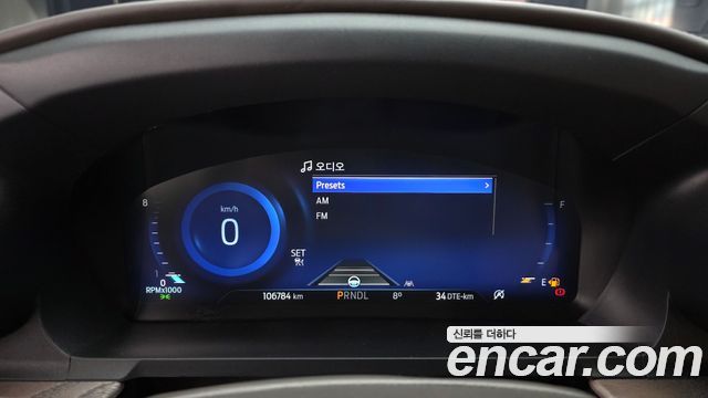 Ford Explorer (VI) 3.0 Platinum 4WD 2022 — фото 8