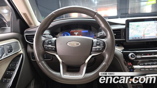 Ford Explorer (VI) 3.0 Platinum 4WD 2022 — фото 13