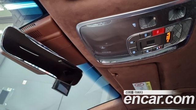Genesis G90 (RS4) Gasoline 3.5 Turbo AWD 2023 — фото 21