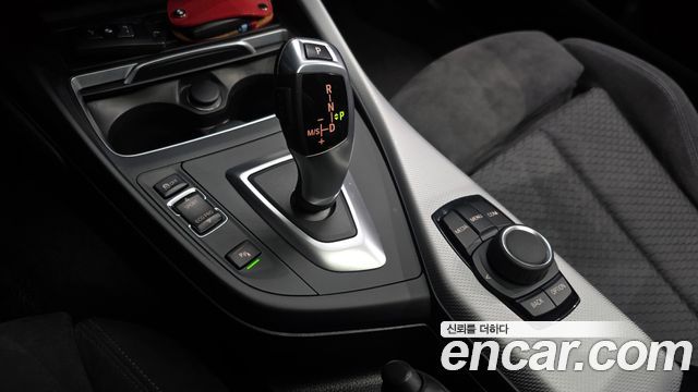BMW 1 Series (F20) 118d M Sport Shadow 5 Door 2018 — фото 9