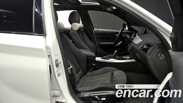 BMW 1 Series (F20) 118d M Sport Shadow 5 Door 2018 — фото 10