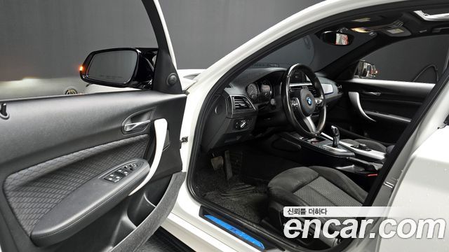 BMW 1 Series (F20) 118d M Sport Shadow 5 Door 2018 — фото 15