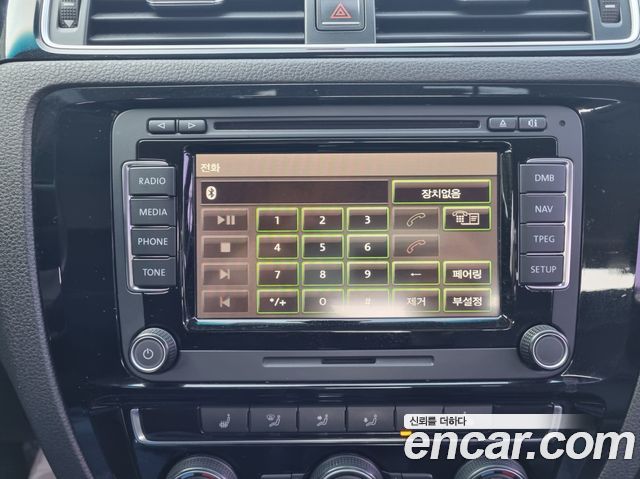 Volkswagen Jetta 2.0 TDI BlueMotion Premium 6th 2016 — фото 16