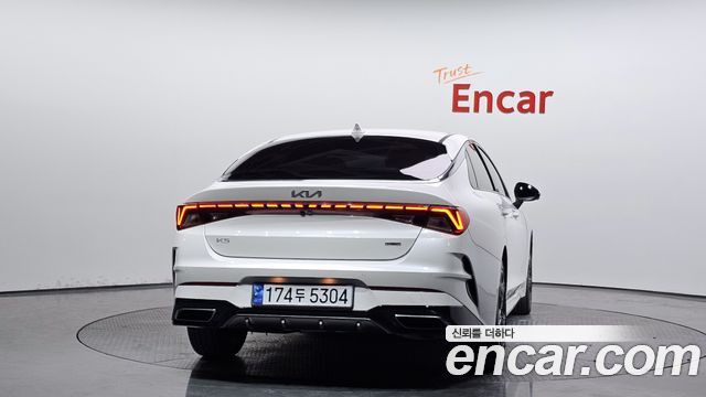 Kia K5 Hybrid (III) Signature 2023 — фото 4